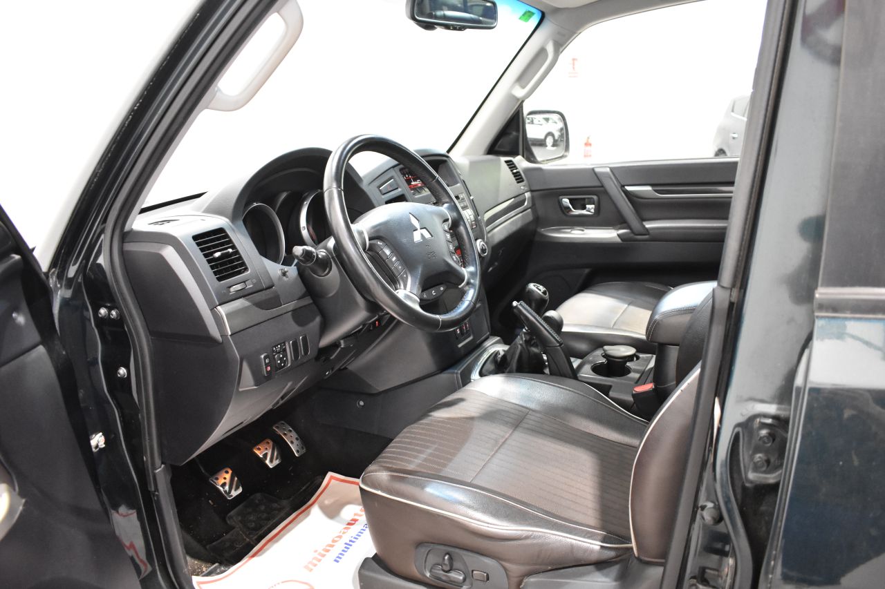 MITSUBISHI PAJERO en Minoautos