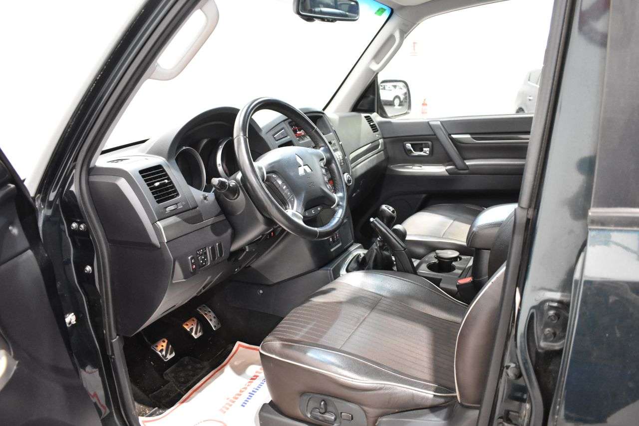 MITSUBISHI PAJERO en Minoautos