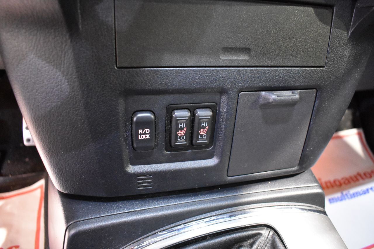 MITSUBISHI PAJERO en Minoautos