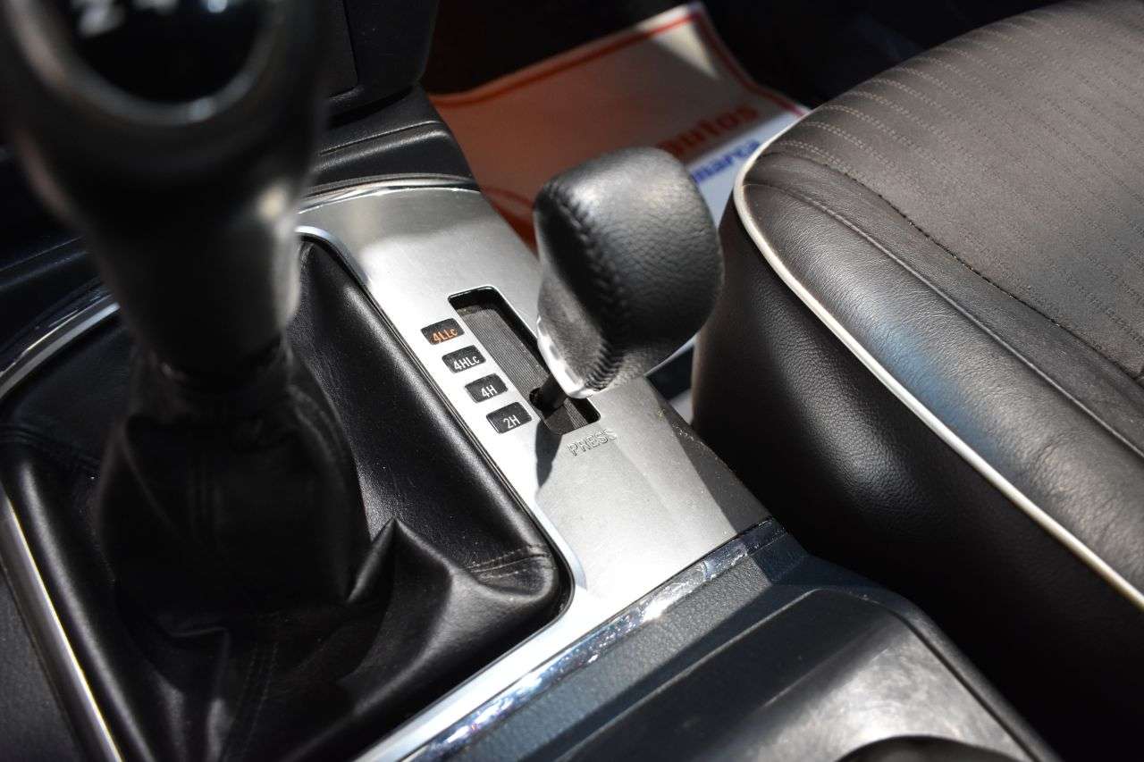 MITSUBISHI PAJERO en Minoautos