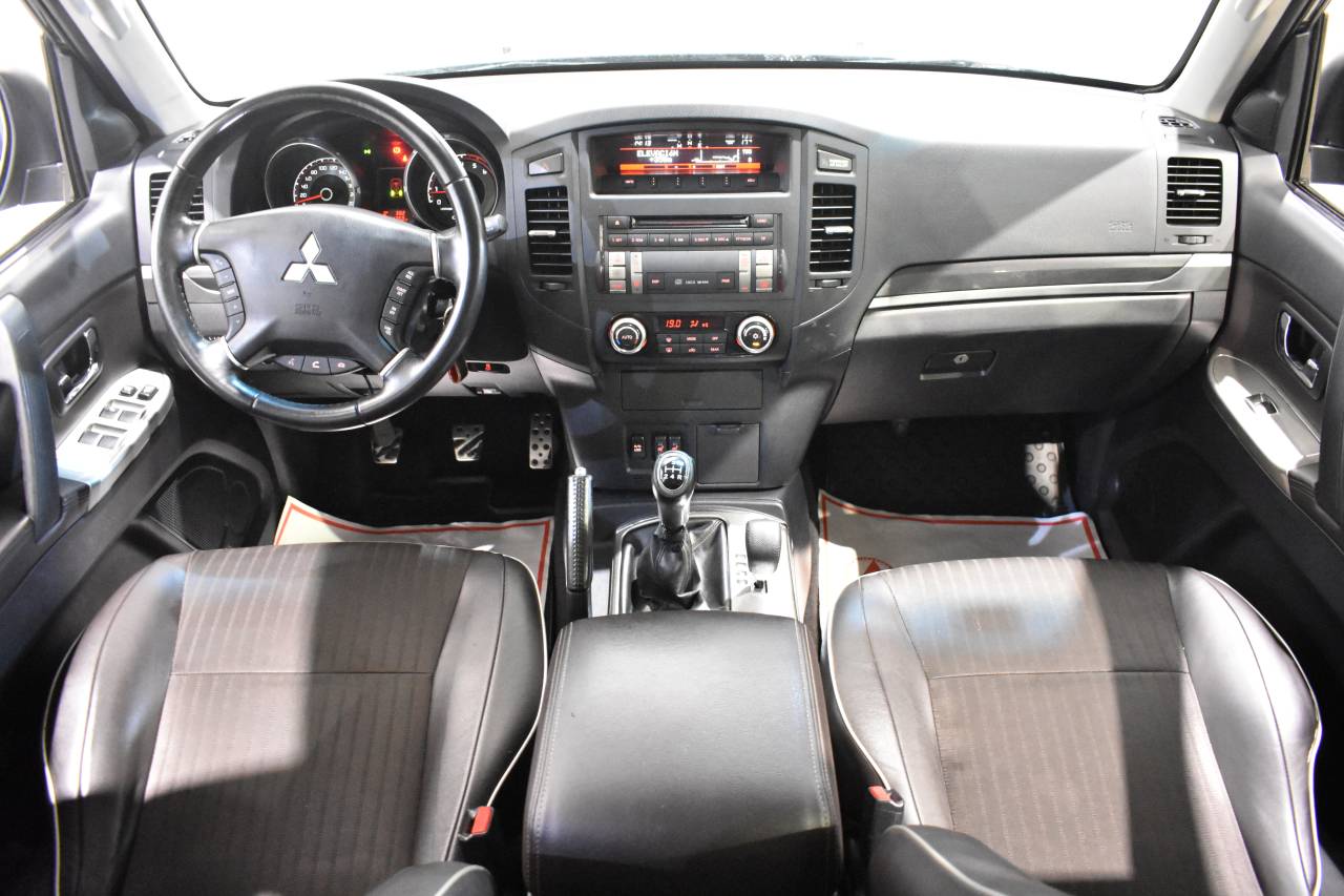 MITSUBISHI PAJERO en Minoautos