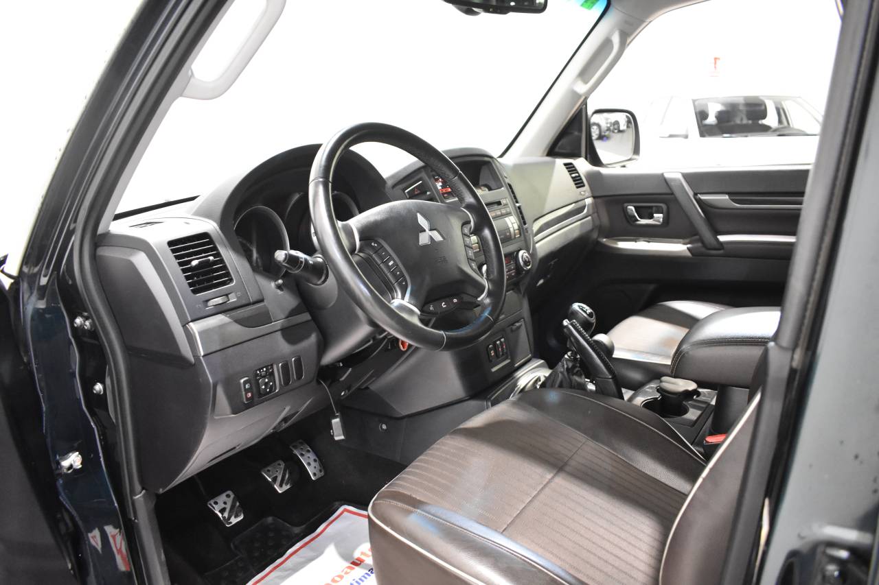 MITSUBISHI PAJERO en Minoautos