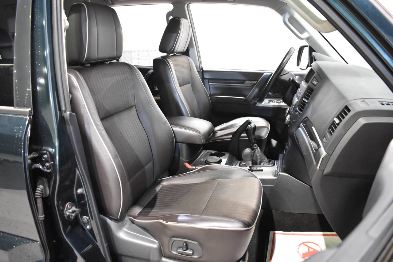 MITSUBISHI PAJERO en Minoautos