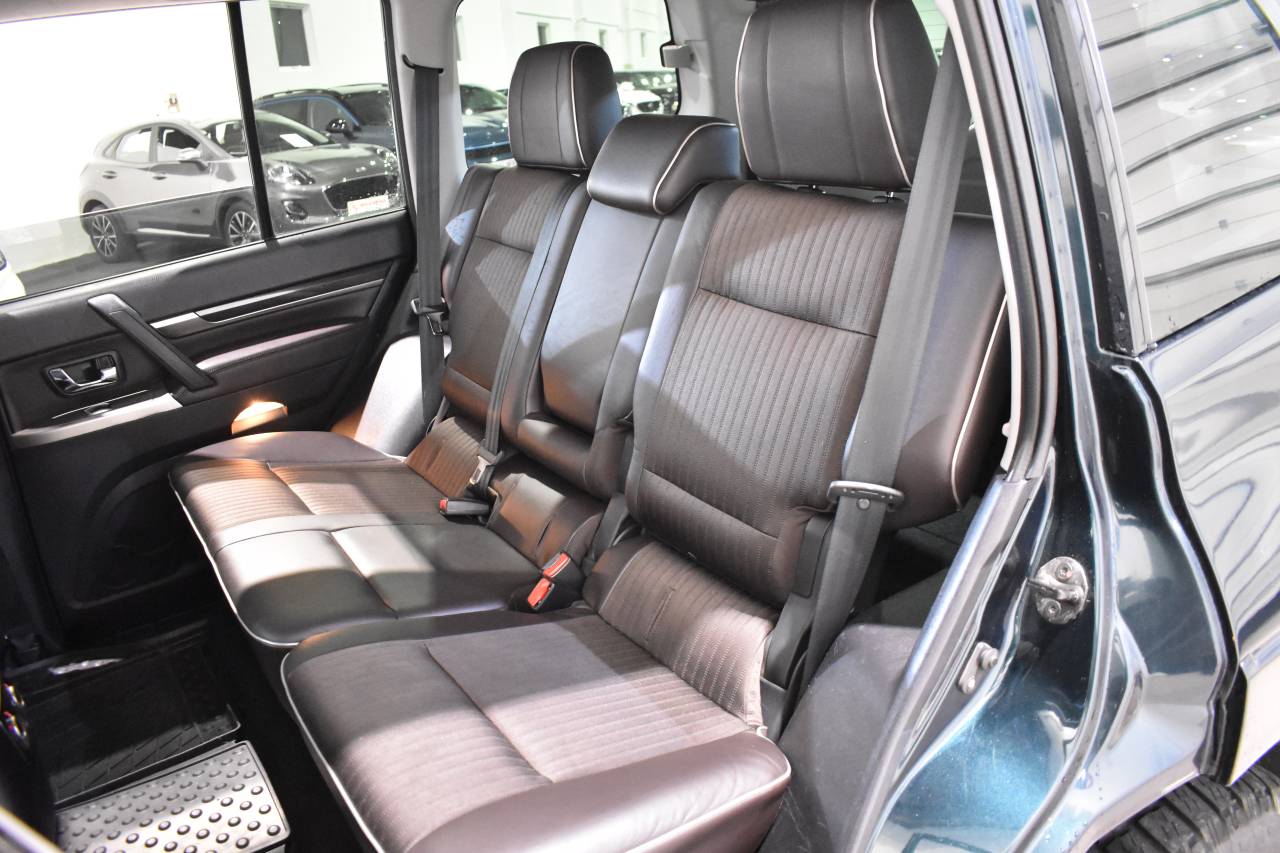 MITSUBISHI PAJERO en Minoautos