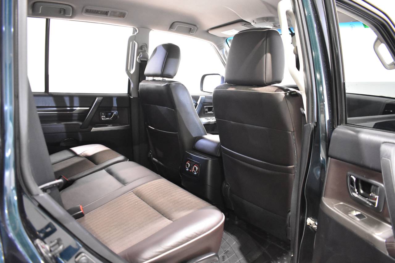 MITSUBISHI PAJERO en Minoautos