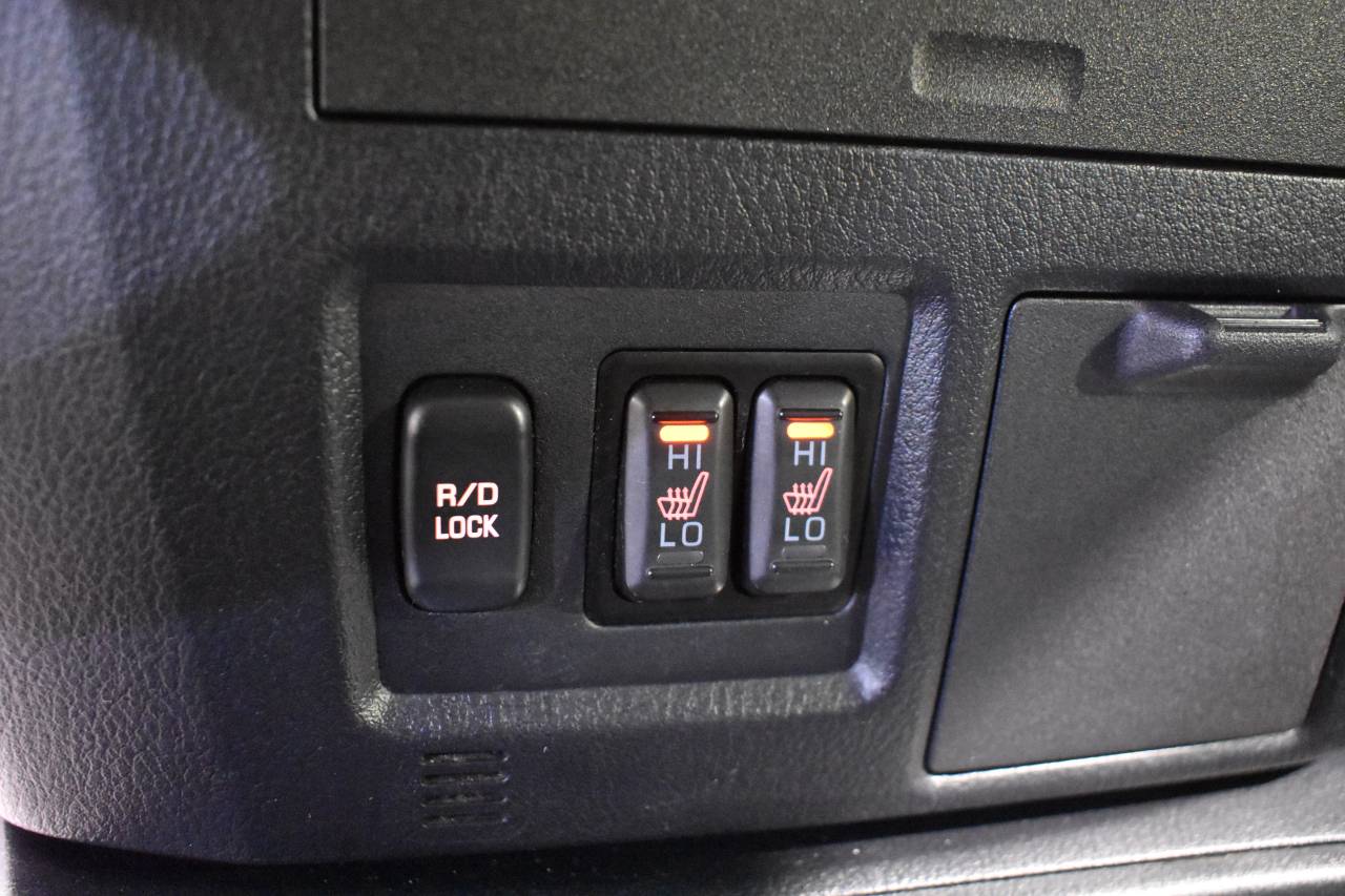 MITSUBISHI PAJERO en Minoautos