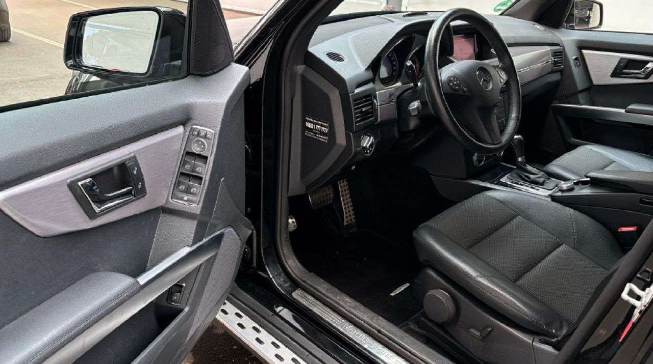 MERCEDES-BENZ CLASE GLK en Minoautos