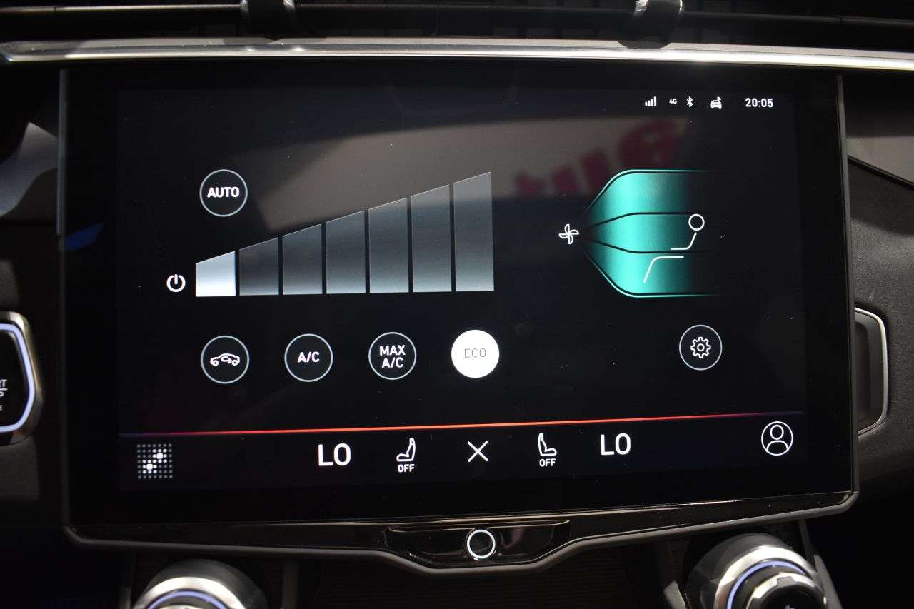 LYNK & CO 01 en Minoautos