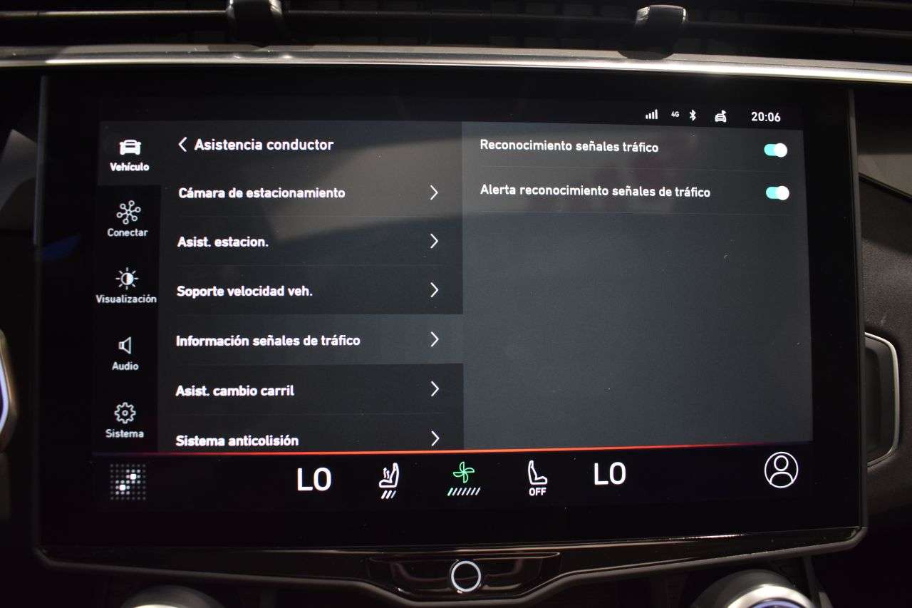 LYNK & CO 01 en Minoautos