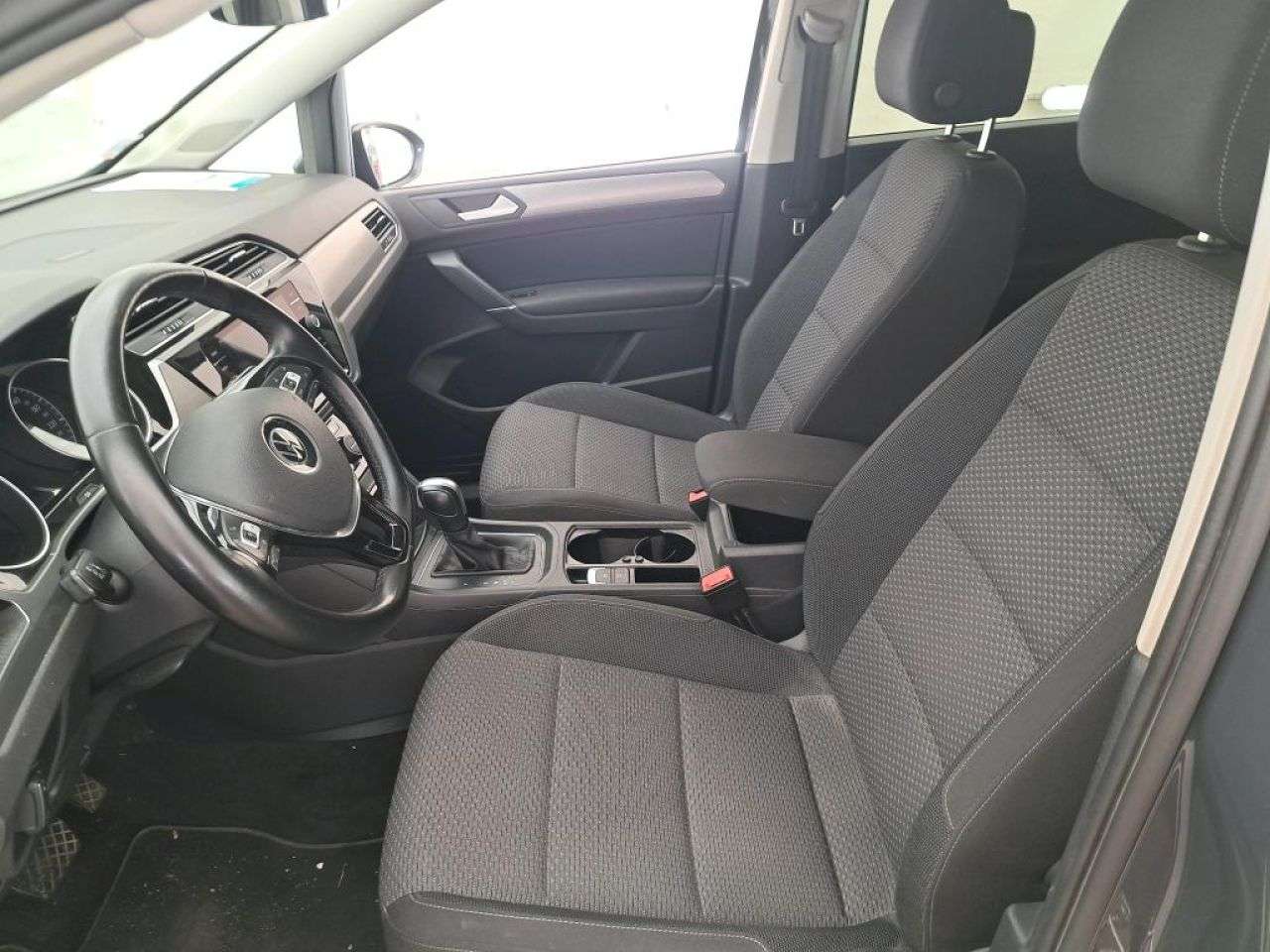 VW TOURAN en Minoautos