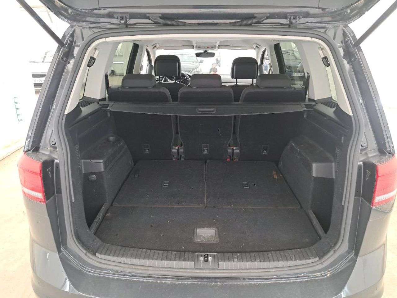 VW TOURAN en Minoautos