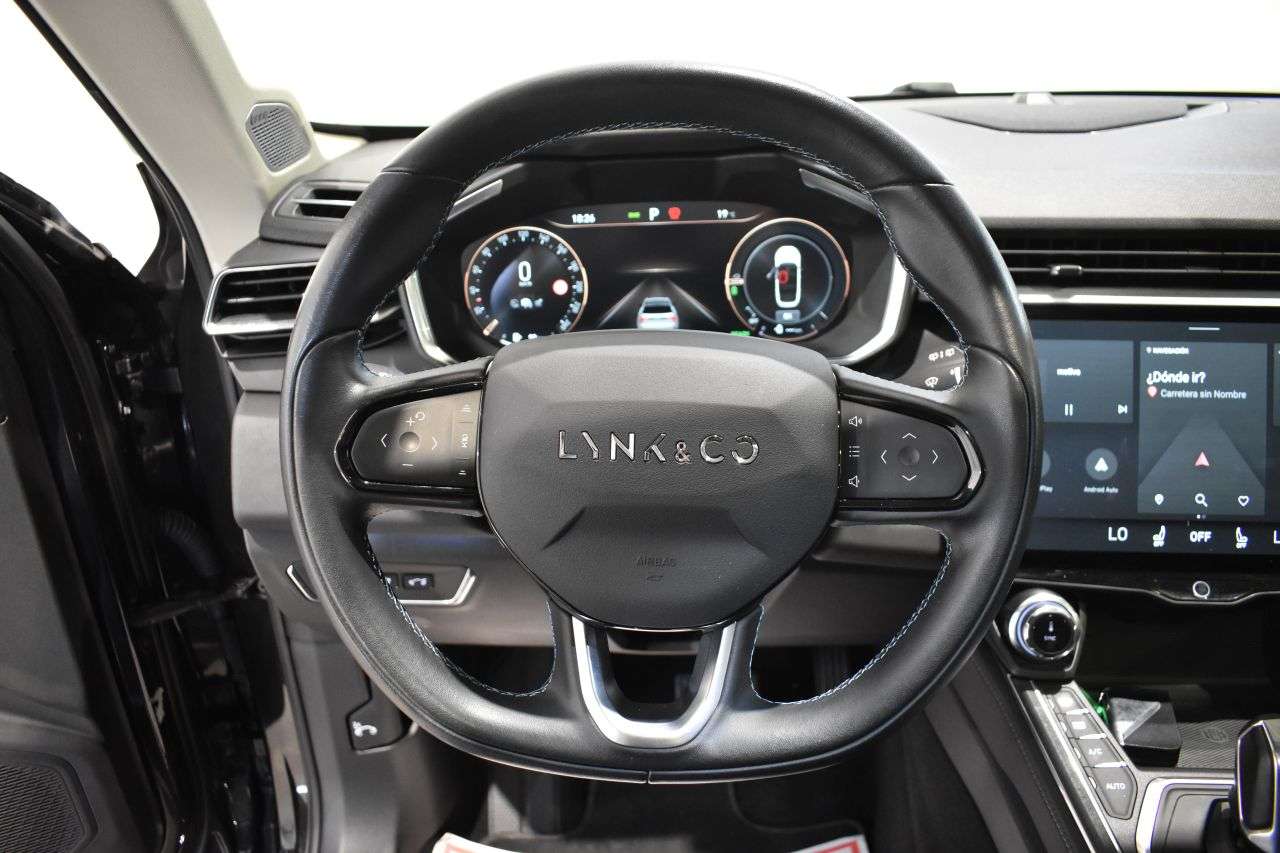 LYNK & CO 01 en Minoautos