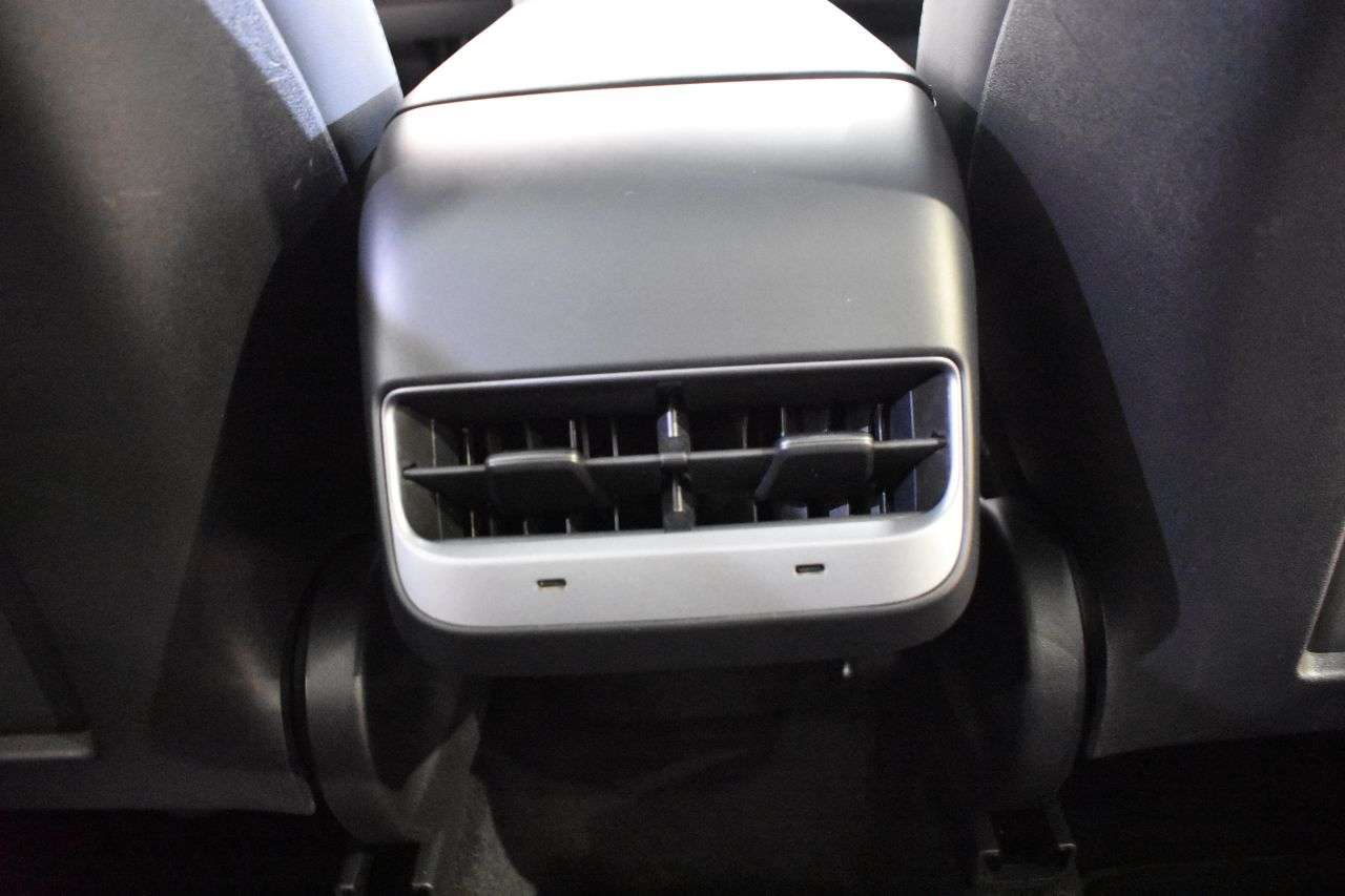 TESLA MODEL Y en Minoautos