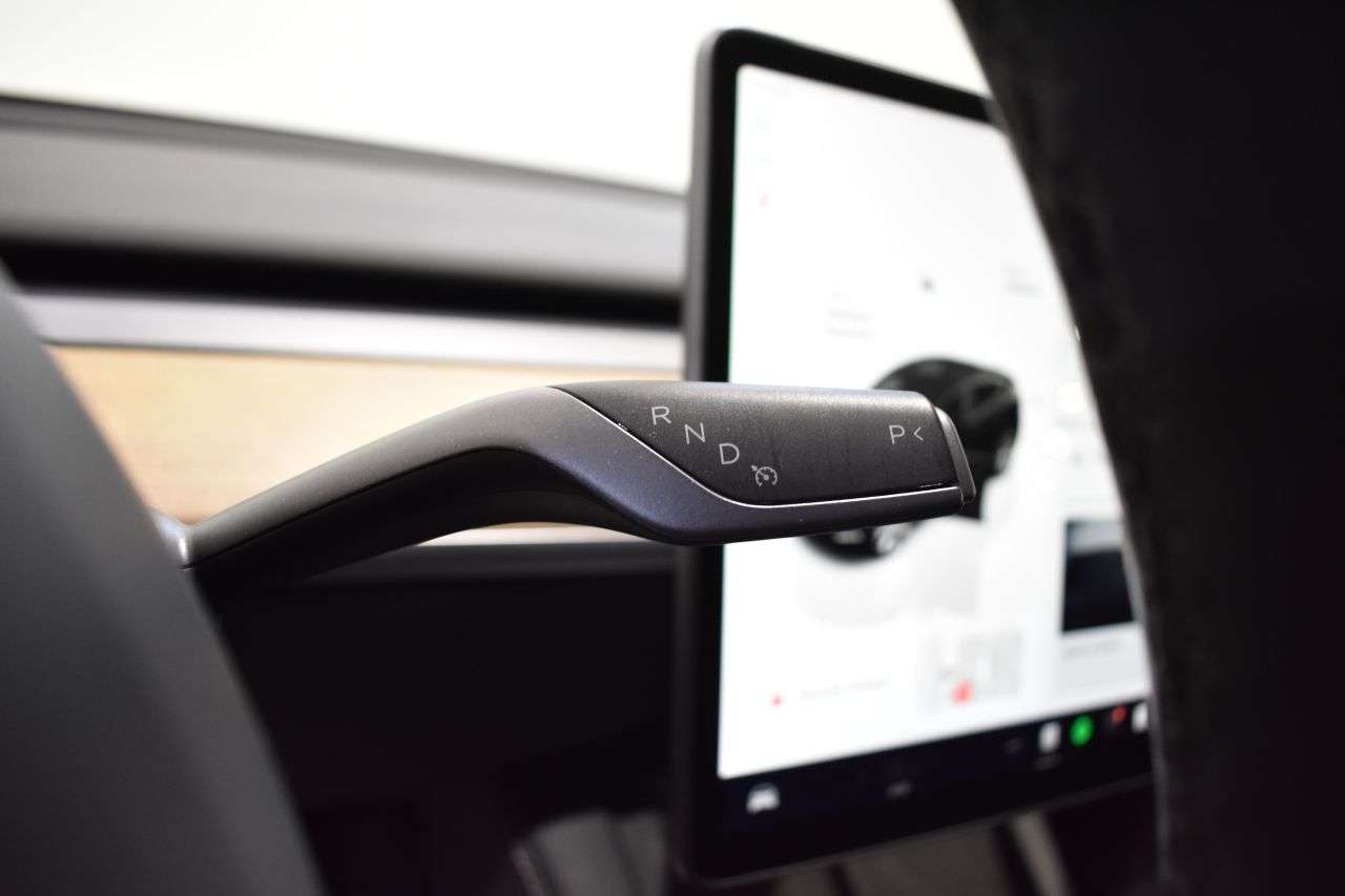 TESLA MODEL Y en Minoautos