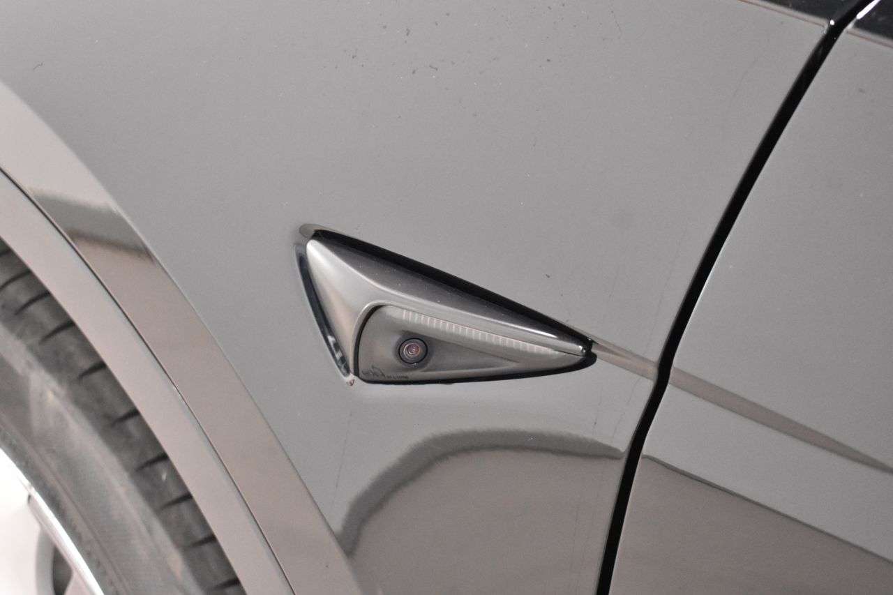 TESLA MODEL Y en Minoautos