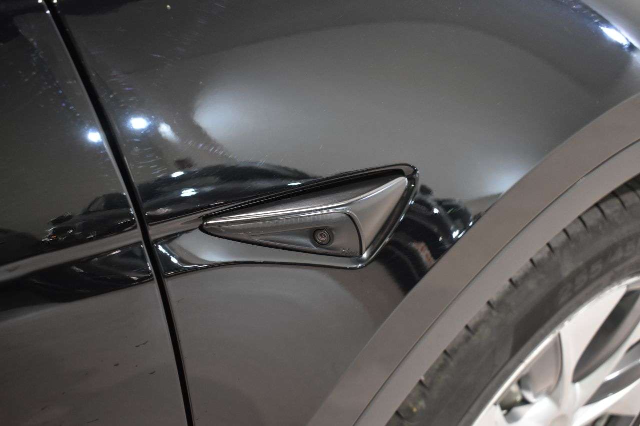 TESLA MODEL Y en Minoautos