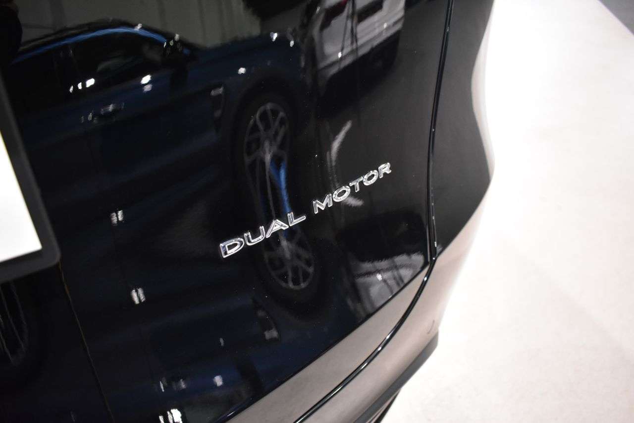 TESLA MODEL Y en Minoautos