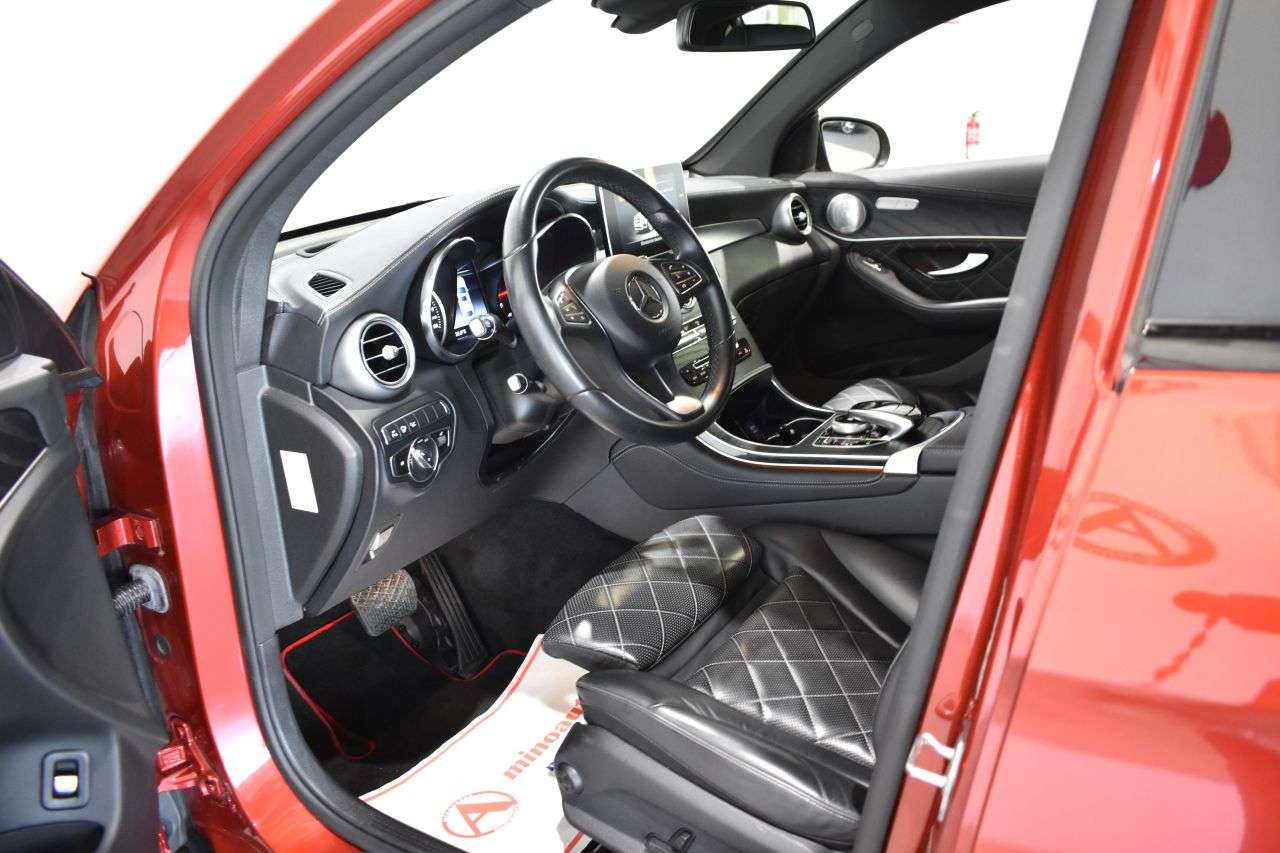 MERCEDES-BENZ GLC COUP� en Minoautos