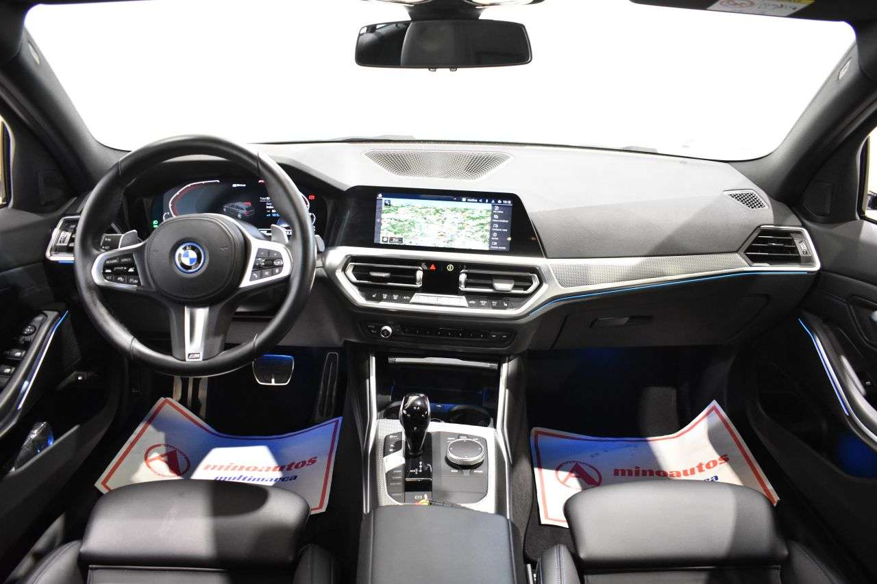 BMW SERIE 3 TOURING en Minoautos