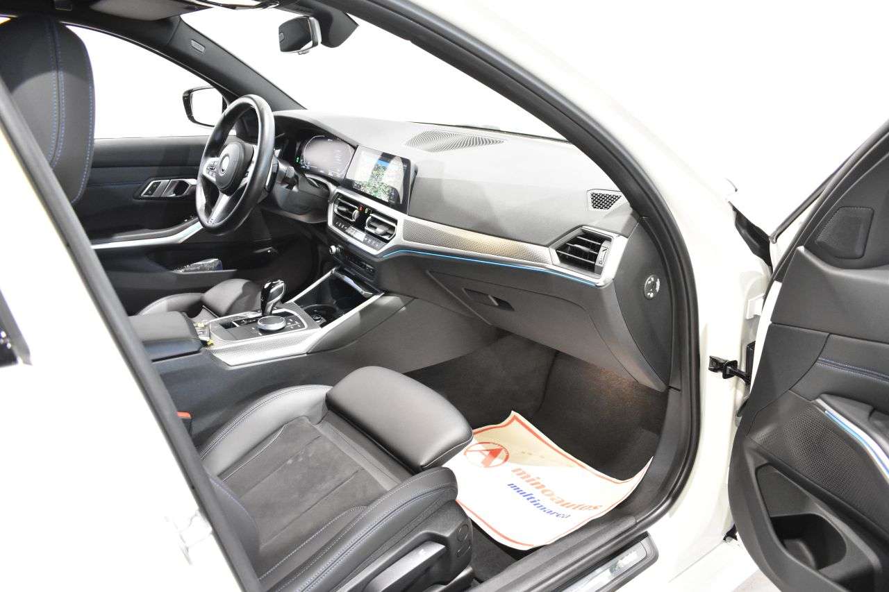 BMW SERIE 3 TOURING en Minoautos