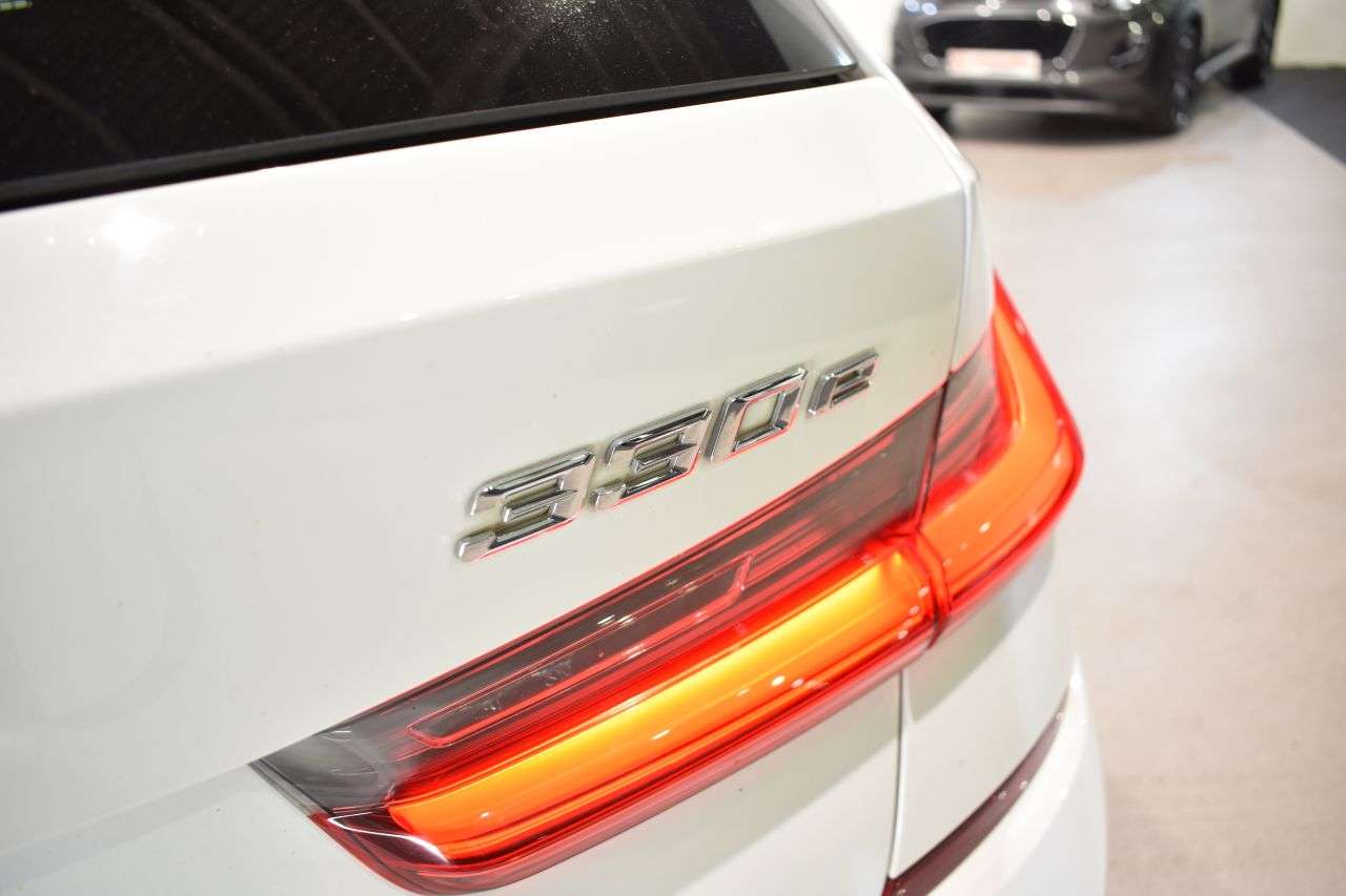 BMW SERIE 3 TOURING en Minoautos