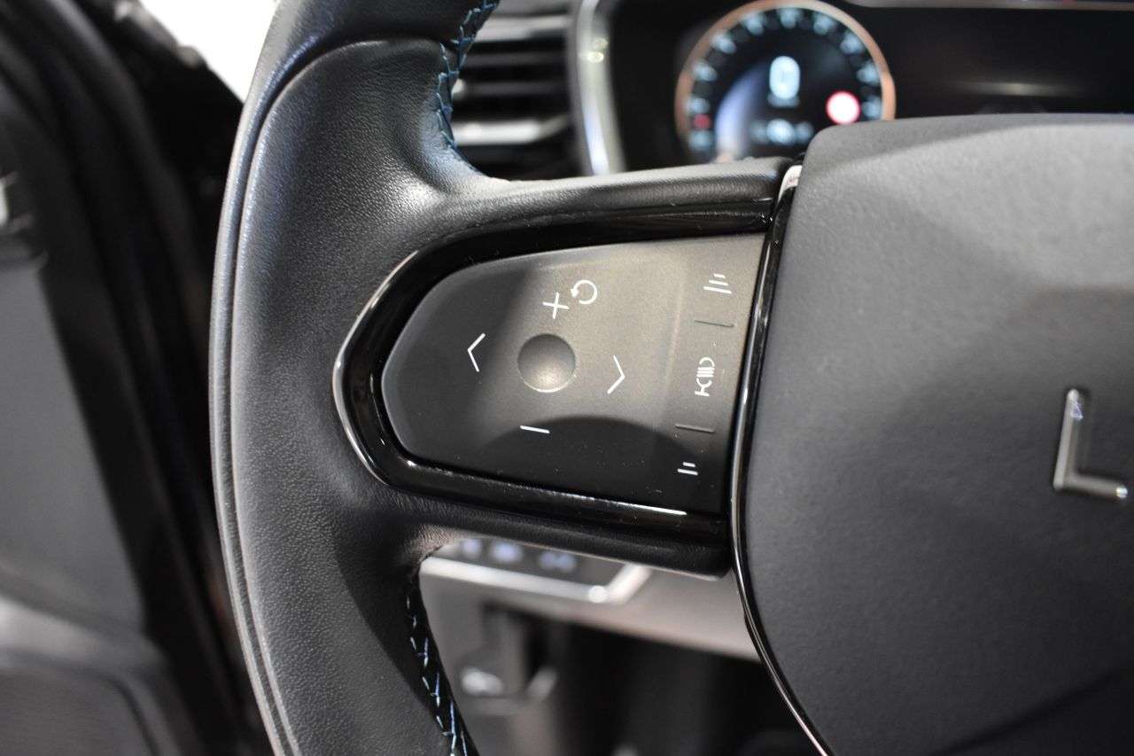 LYNK & CO 01 en Minoautos