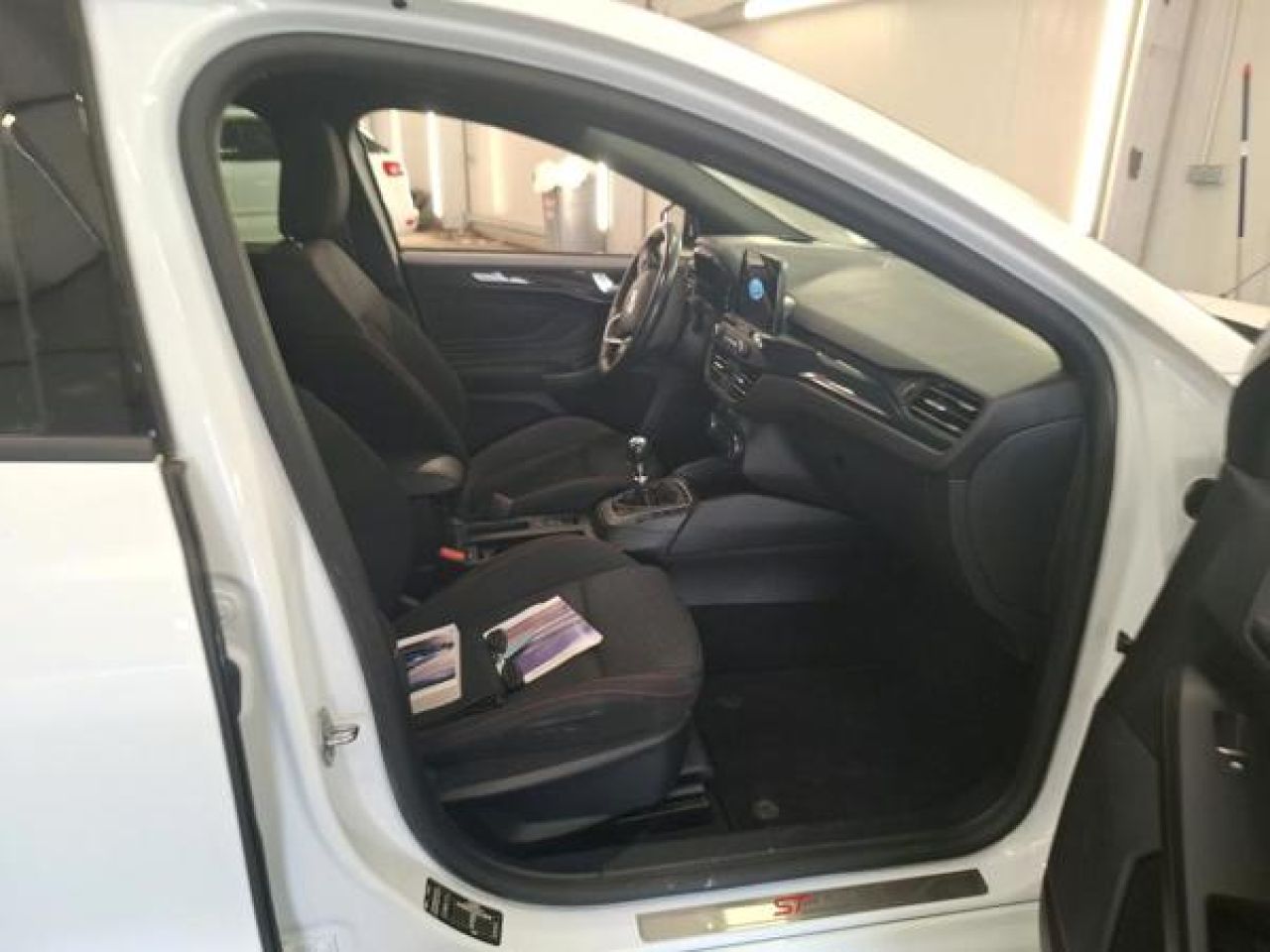 FORD FOCUS en Minoautos