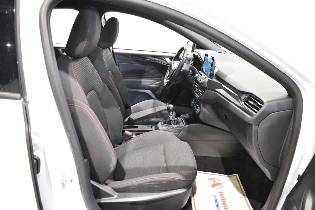 FORD FOCUS en Minoautos