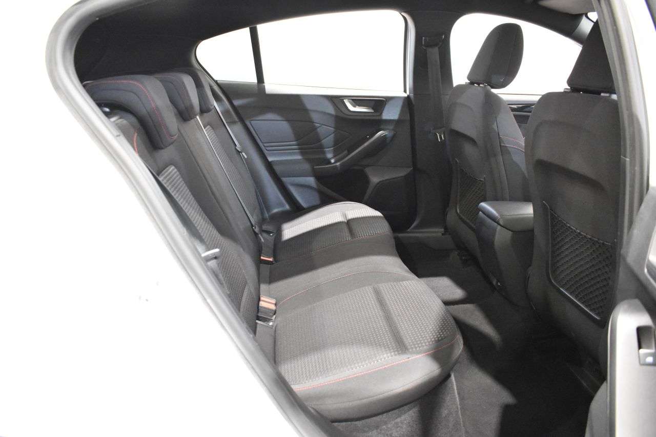 FORD FOCUS en Minoautos