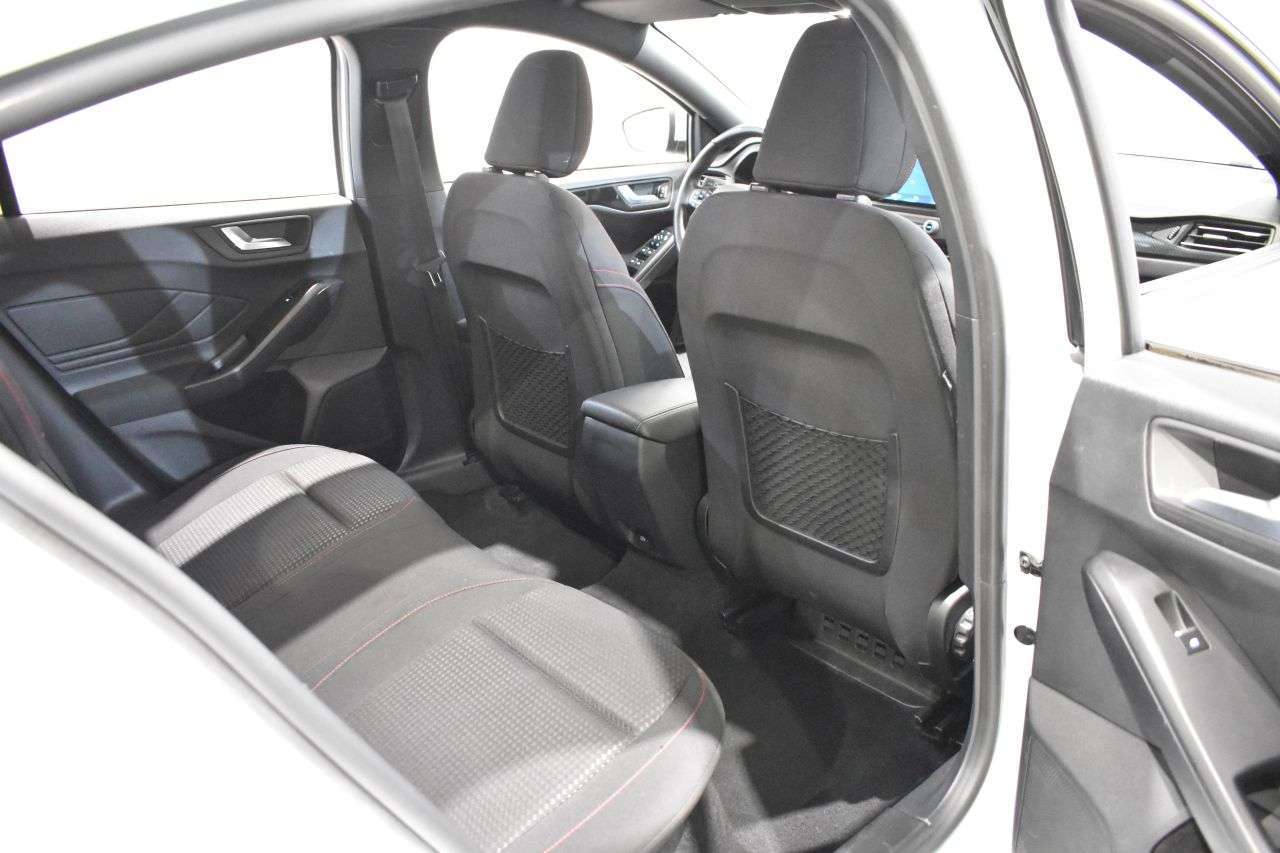 FORD FOCUS en Minoautos