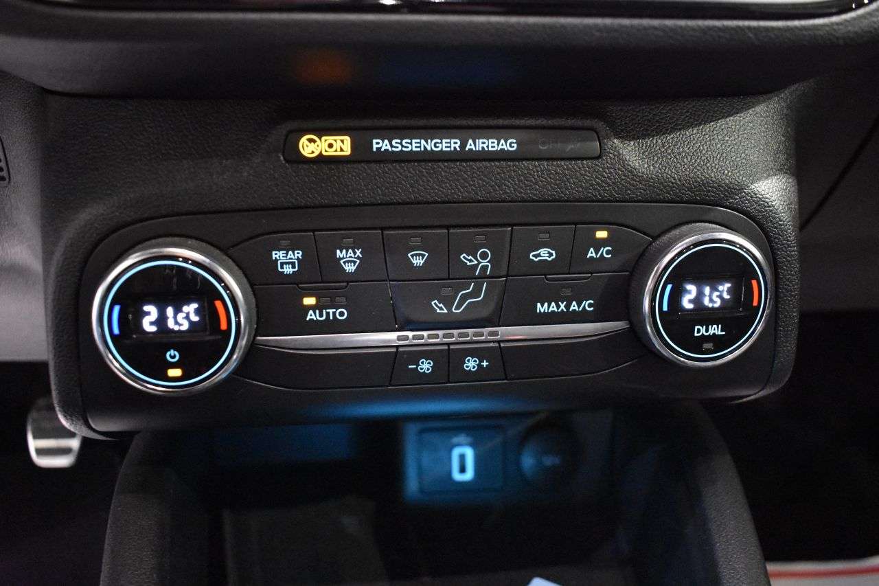 FORD FOCUS en Minoautos