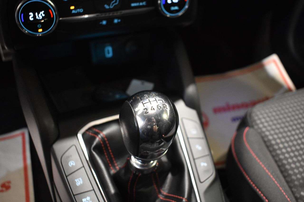 FORD FOCUS en Minoautos