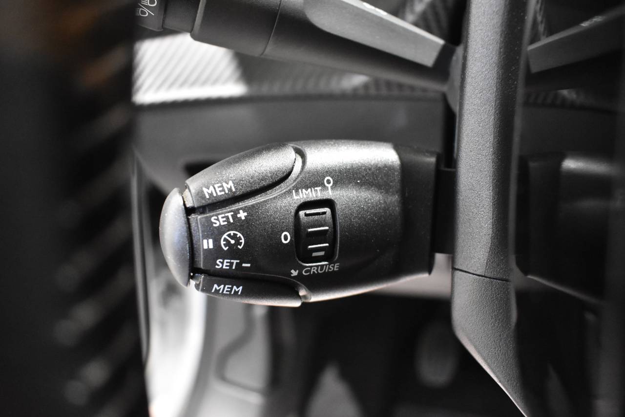 PEUGEOT 208 en Minoautos