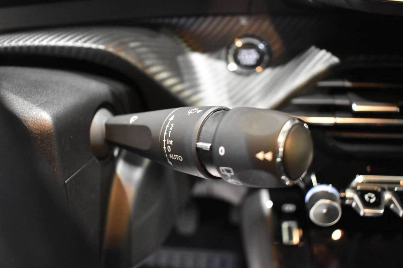 PEUGEOT 208 en Minoautos