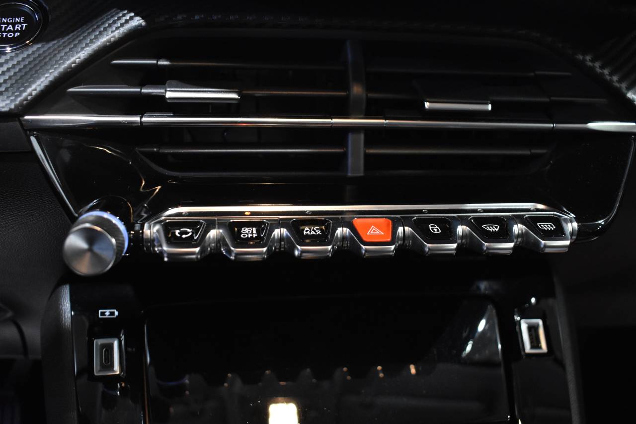 PEUGEOT 208 en Minoautos