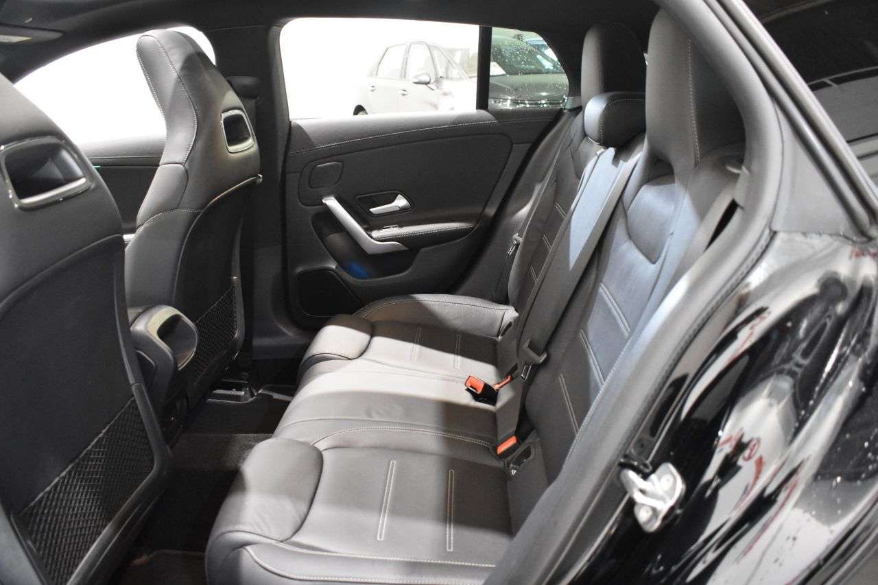 MERCEDES-BENZ CLASE CLA en Minoautos