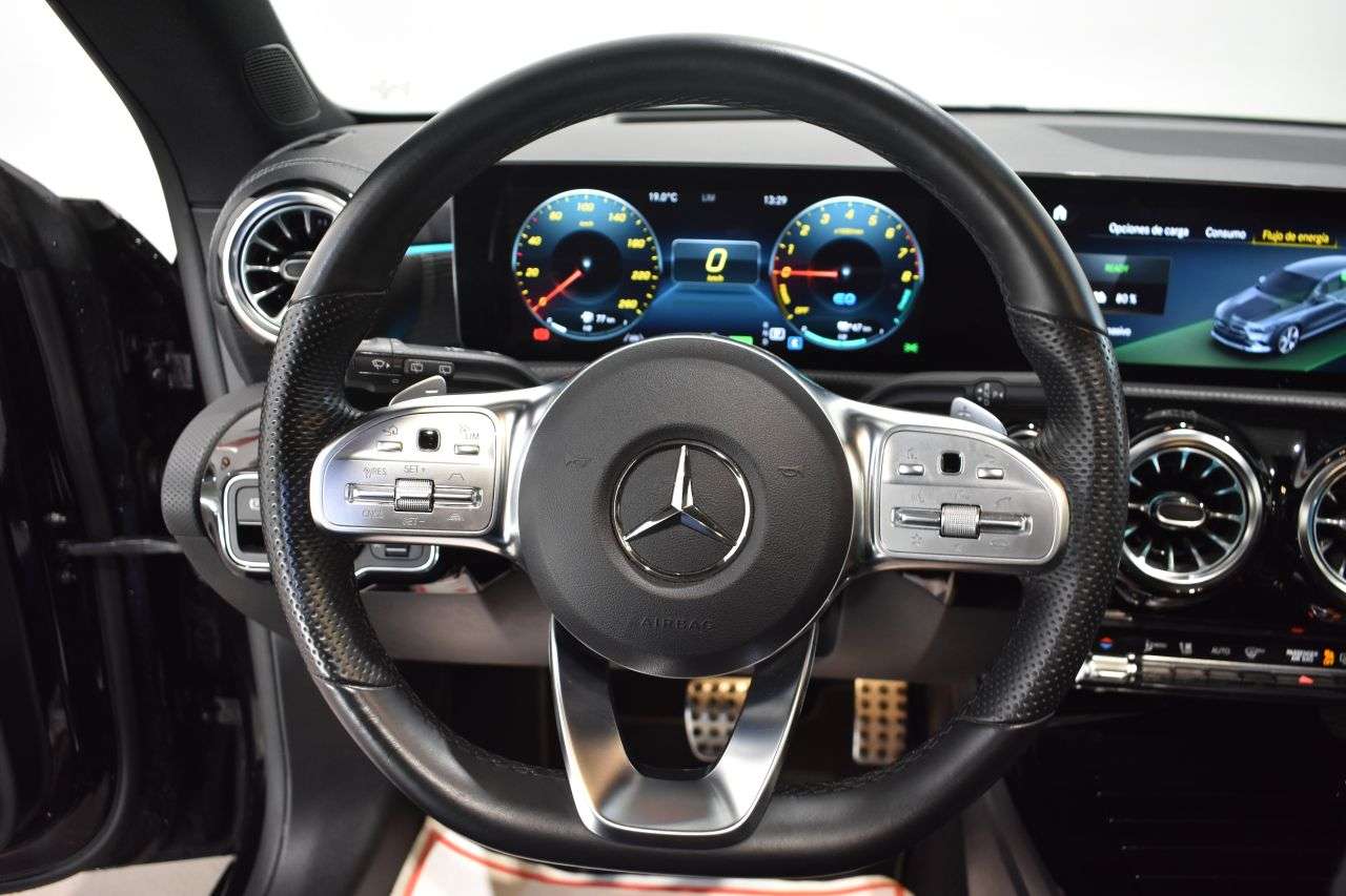 MERCEDES-BENZ CLASE CLA en Minoautos