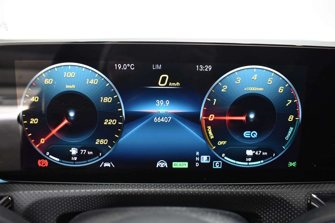 MERCEDES-BENZ CLASE CLA en Minoautos