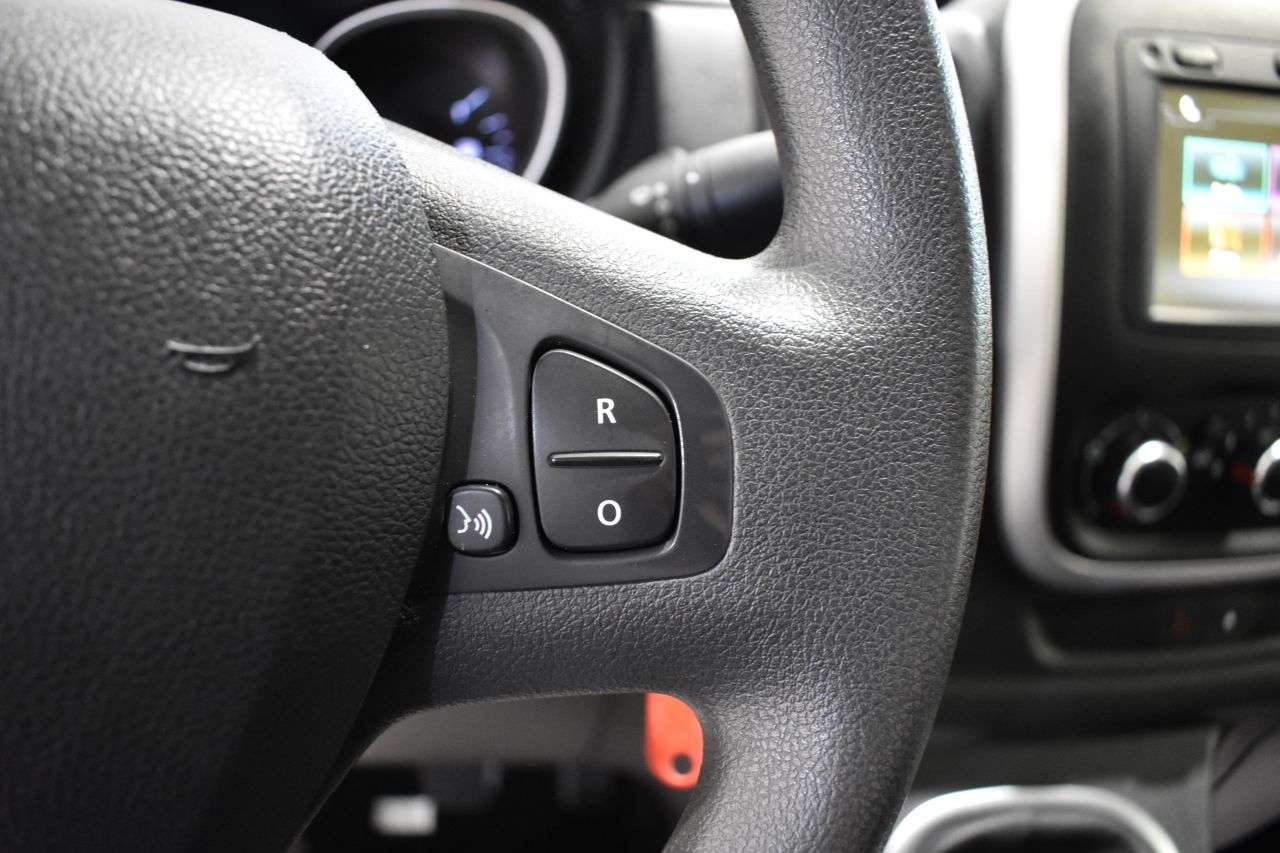 RENAULT TRAFIC en Minoautos