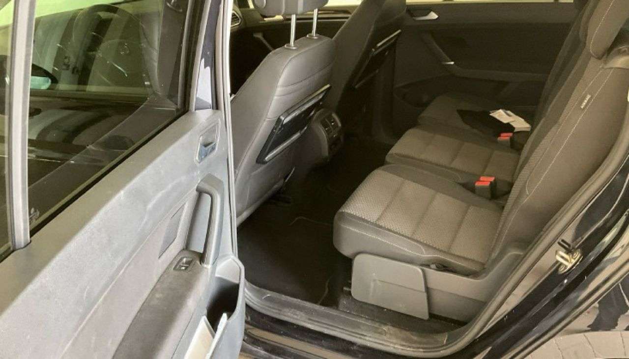 VW TOURAN en Minoautos