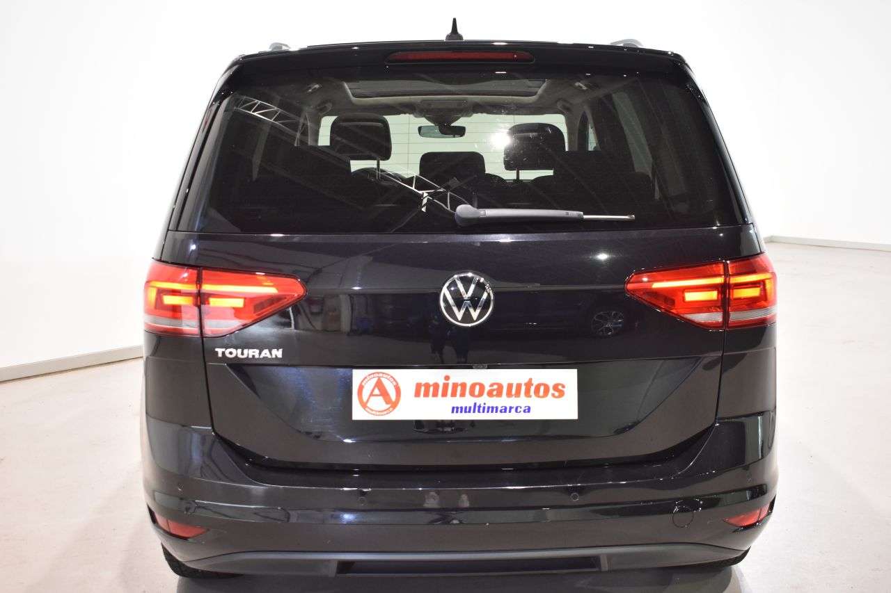 VW TOURAN en Minoautos