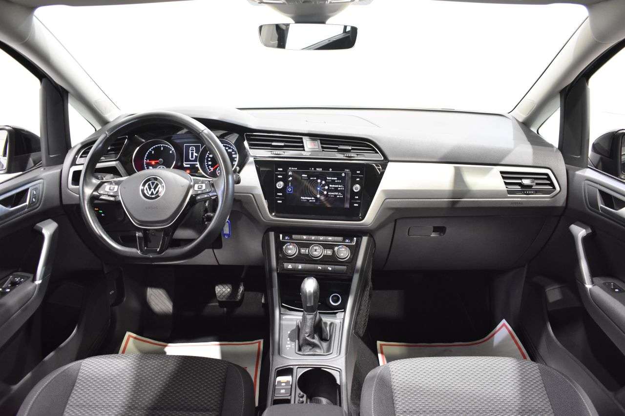 VW TOURAN en Minoautos