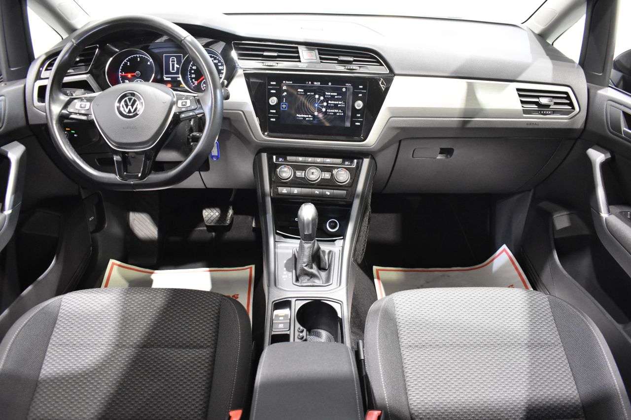 VW TOURAN en Minoautos