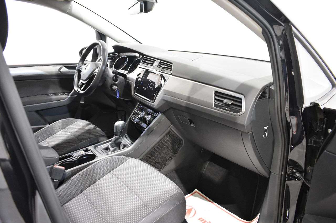 VW TOURAN en Minoautos
