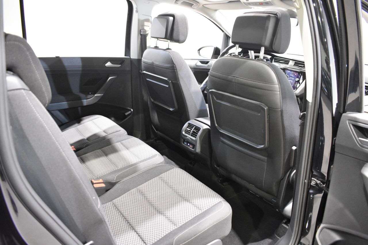 VW TOURAN en Minoautos