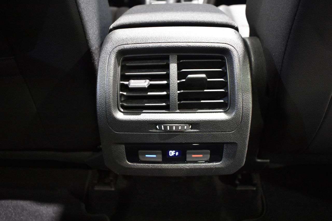 VW TOURAN en Minoautos