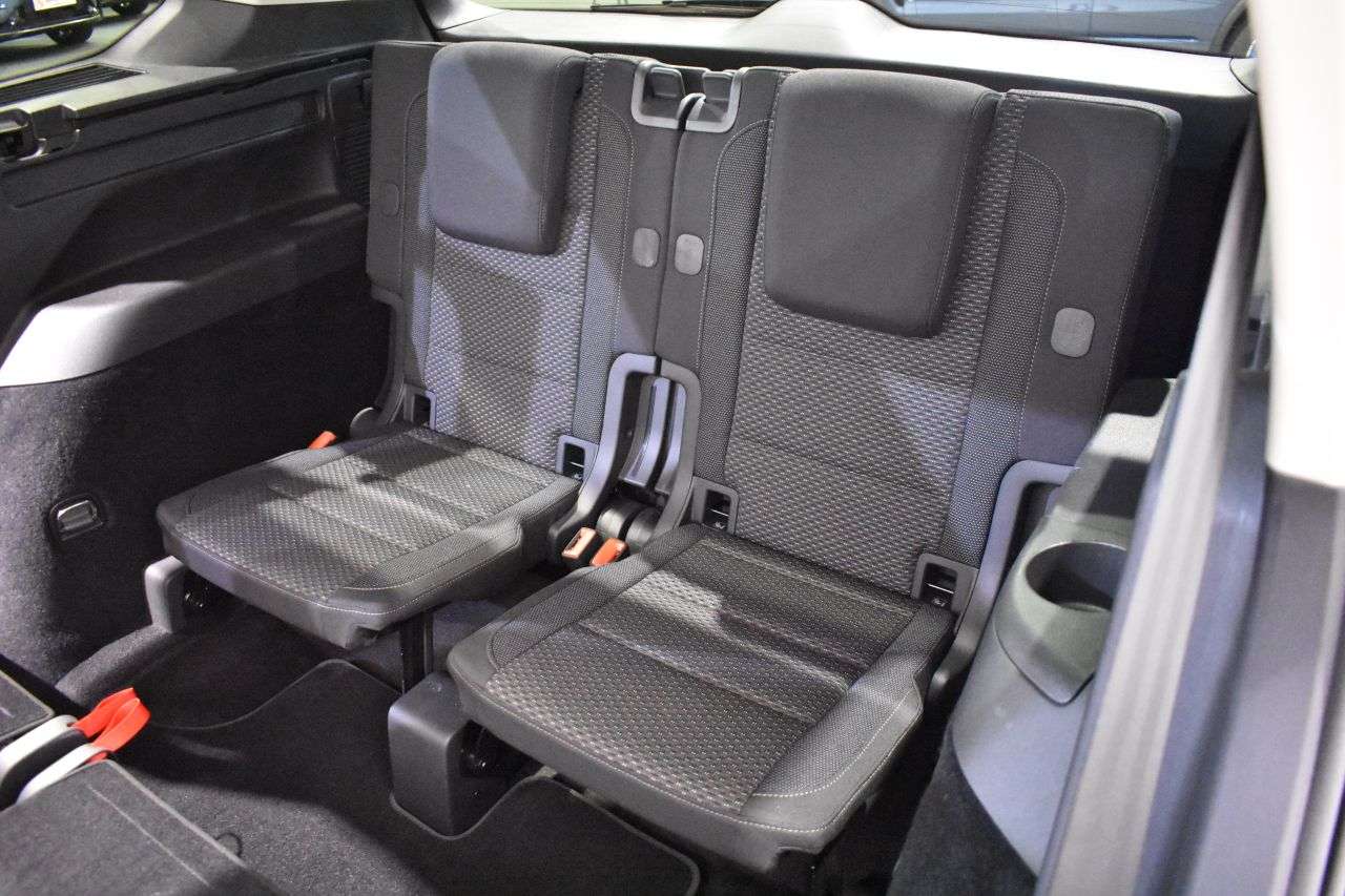 VW TOURAN en Minoautos