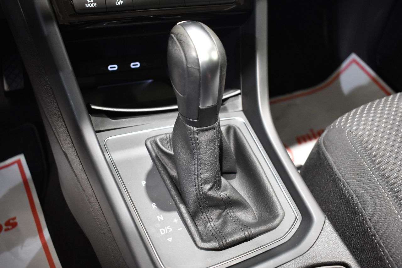 VW TOURAN en Minoautos