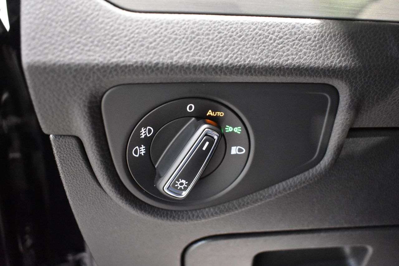 VW TOURAN en Minoautos