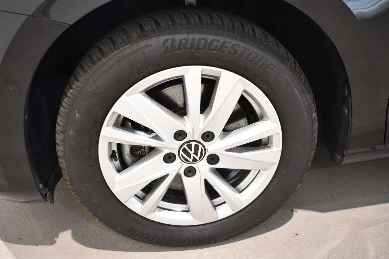 VW TOURAN en Minoautos